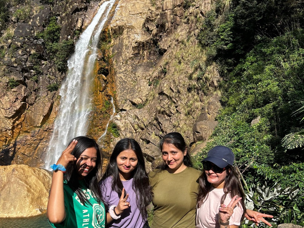Travellers on a Charkadam trip